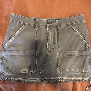 Frayed Hem Olive Green Mini Skirt